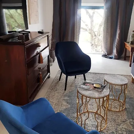 Oleana Villa *