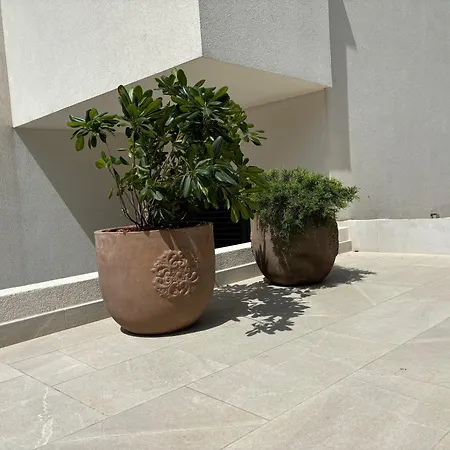Oleana Villa *